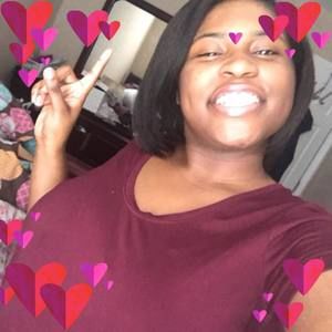 Meet your Posher, Marisa